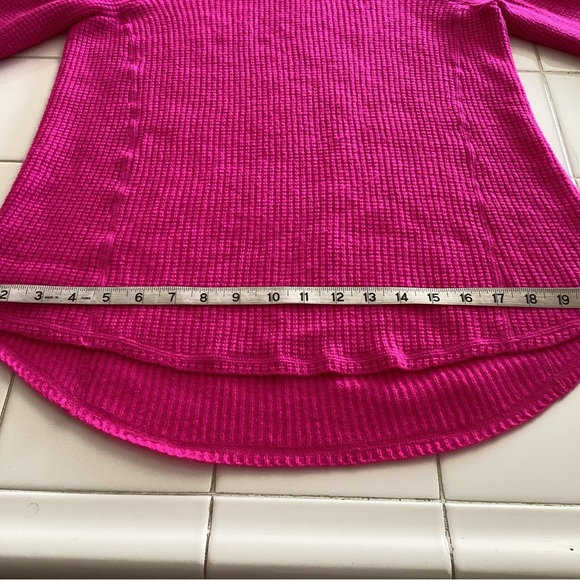 Aqua 100% Cashmere Hot Pink Scoop Neck Sweater From Bloomingdale's - Picture 9 of 10